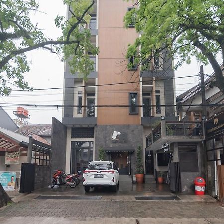Urbanview Elephant Eleven Residence Bandung By Reddoorz Exterior photo