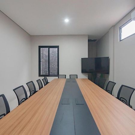 Urbanview Elephant Eleven Residence Bandung By Reddoorz Exterior photo