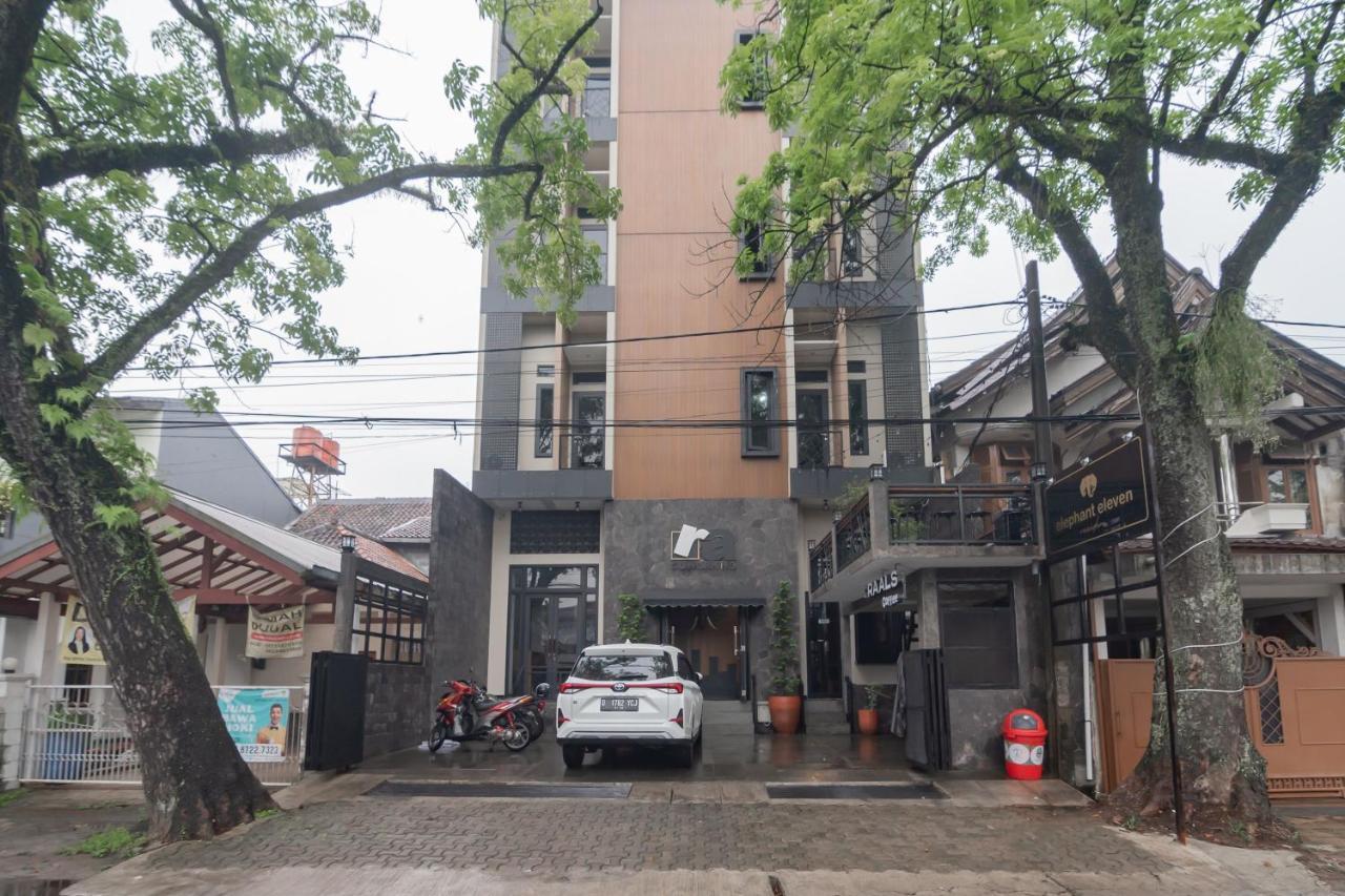 Urbanview Elephant Eleven Residence Bandung By Reddoorz Exterior photo