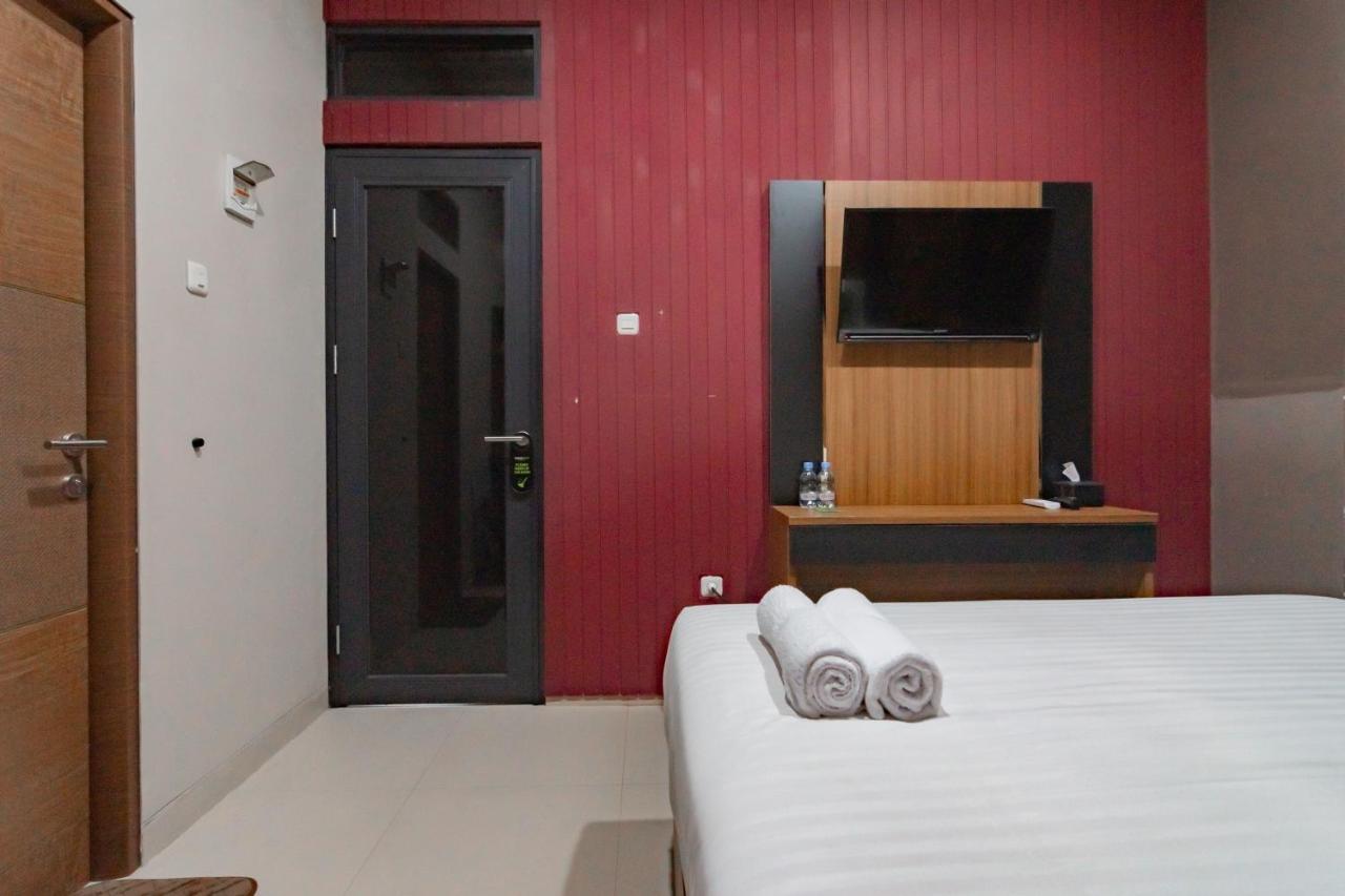 Urbanview Elephant Eleven Residence Bandung By Reddoorz Exterior photo